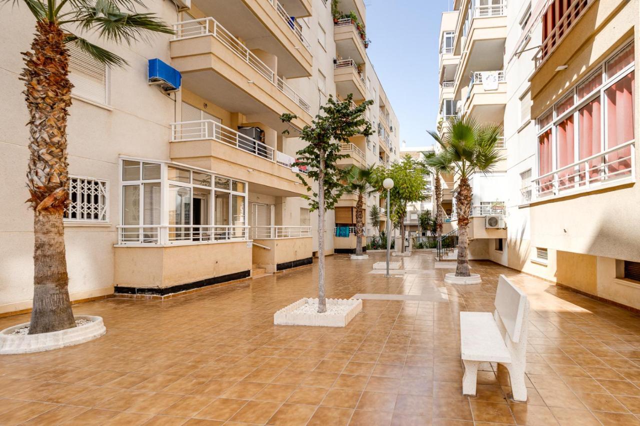 Apartamento La Loma 11 トレビエハ エクステリア 写真